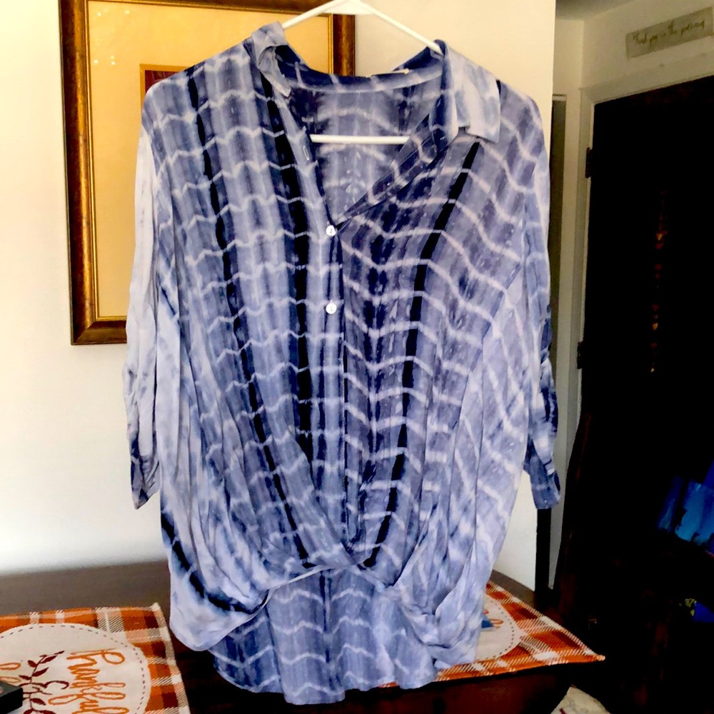 Hi low blouse.